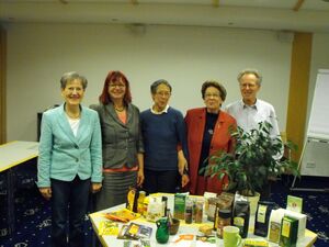 Namen von links nach rechts Kristin Ulrich, Gabi Rolland, Elke Henningsen, Ursula Preiß, Dr. Wieland Walther